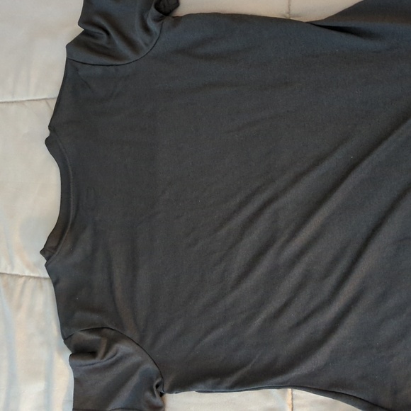 Perfect condition Nike Dry Fit top - Picture 4 of 4